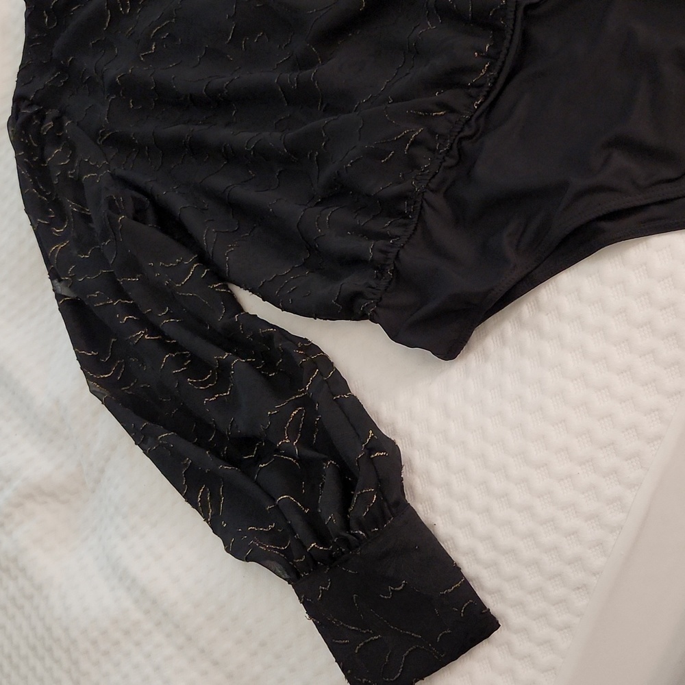 Blouse - Picture 2 of 4
